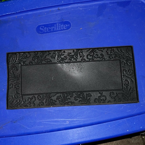 Last Call! 3/$10 Live Laugh Love Tin Hanging Wall Decor Floral Frame Design - Picture 4 of 9